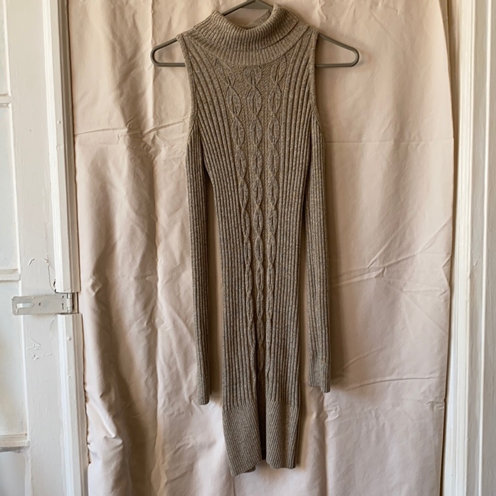 Cold shoulder sweater-dress